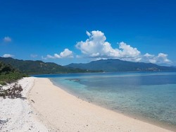 Keindahan Pantai Enabara, Berasa Private Beach