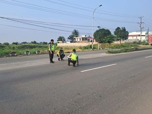 Mahasiswi Asal Sergai Tewas Ditabrak Angkot Saat Hendak Belok Mahasiswi Asal Sergai Tewas Ditabrak Angkot Saat Hendak Belok