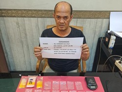Polisi Tangkap Residivis Pengedar di Jambi, 144 Gram Sabu Disita