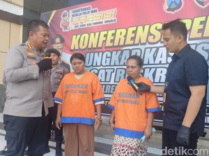 Berakhir Aksi 2 Emak-emak di Sidoarjo Pembobol Rumah Kosong Berkali-kali Berakhir Aksi 2 Emak-emak di Sidoarjo Pembobol Rumah Kosong Berkali-kali