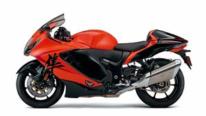 Tampang Suzuki Hayabusa Edisi Spesial yang Harganya Bikin Elus Dada