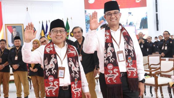 Tiba di KPU, Anies-Cak Imin Kompak Pakai Tenun Sumba
