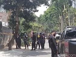 Tim Gegana Kembali Olah TKP Ledakan Bom Terkubur di Setiabudi Jaksel