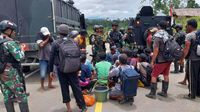 TNI Berhasil Evakuasi Warga dari Pembantaian KST Papua