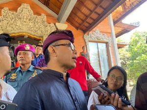 Walkot Sebut Dapat Tiket ke Singapura jika Bisa Turunkan Hujan Cuma Jokes