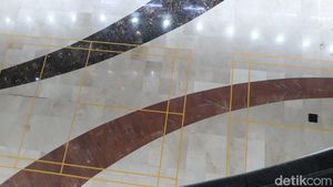 Mendadak Badminton di WTC Mangga Dua