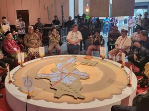 Pekan Kebudayaan Nasional 2023 Ditutup, Pawai Lumbung Sungai Digelar di BKT Pekan Kebudayaan Nasional 2023 Ditutup, Pawai Lumbung Sungai Digelar di BKT