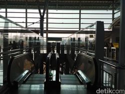 Update Stasiun Bekasi: Eskalator Rusak Tunggu Onderdil, Lift Diperbaiki