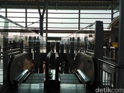 Update Stasiun Bekasi: Eskalator Rusak Tunggu Onderdil, Lift Diperbaiki