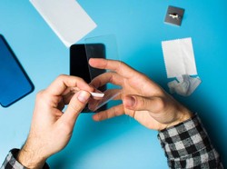 Ketahui 4 Jenis Tempered Glass HP Beserta Fungsinya