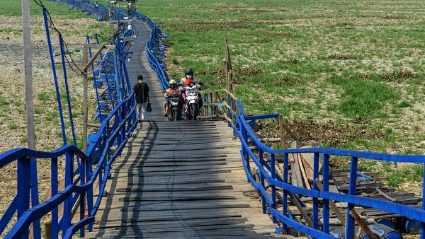 Sungai Citarum Kering Gara-gara Kemarau Panjang, Lihat Sendiri Nih!