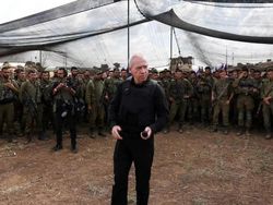 Halau Serangan Iran, Menhan Israel: Ini Belum Selesai