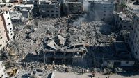 Permukiman di Gaza Tengah Hancur Lebur Dibombardir Israel