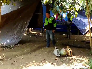 Arena Judi Sabung Ayam di Lumajang Digerebek, Amankan 3 Warga Arena Judi Sabung Ayam di Lumajang Digerebek, Amankan 3 Warga