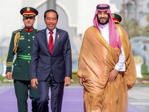 Potret Presiden Jokowi Temui Pangeran MBS di Riyadh
