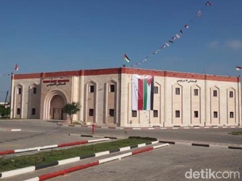 Ketika Bom Meledak di Dekat Rumah Sakit Indonesia di Gaza