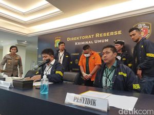 Penampakan Sopir Fortuner Pelat Polri Palsu Tertunduk Usai Jadi Tersangka