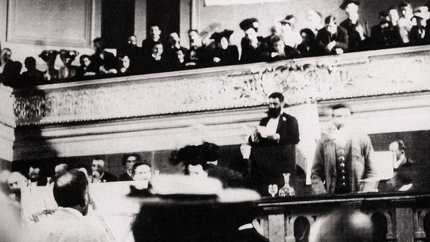 Theodor Herzl addresses the Sixth Zionist Organization Congress in Basel 1903. (Photo by: Universal History Archive/Universal Images Group via Getty Images)
