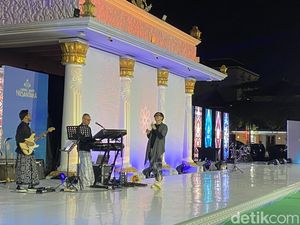 Armand Maulana Ngaku Selama 30 Tahun Baru Kali Ini Nyanyi Pake Sarung Armand Maulana Ngaku Selama 30 Tahun Baru Kali Ini Nyanyi Pake Sarung