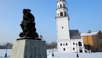 Nggak Cuma Menara Pisa, 5 Bangunan Ini Juga Terkenal Miring