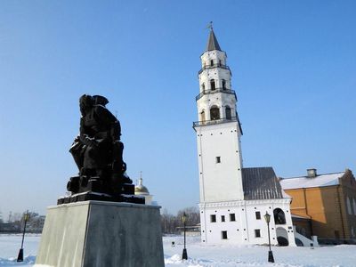 Nggak Cuma Menara Pisa, 5 Bangunan Ini Juga Terkenal Miring