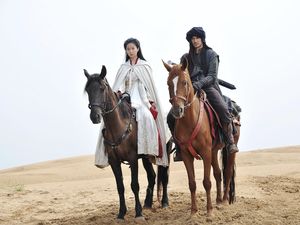 Sinopsis Outcast, Film di Bioskop Trans TV Hari Ini Sinopsis Outcast, Film di Bioskop Trans TV Hari Ini