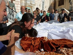 Umat Nasrani Korban Penyerangan Gereja oleh Israel Sindir Joe Biden