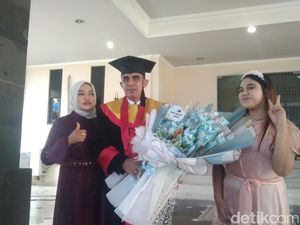 Saat Pak Kades di Majalengka Lulus S1 Hanya 3,5 Tahun, Raih IPK Sempurna! Saat Pak Kades di Majalengka Lulus S1 Hanya 3,5 Tahun, Raih IPK Sempurna!