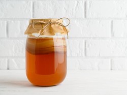Kombucha: Minuman Fermentasi Tradisional Punya Segudang Manfaat