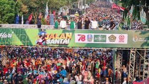 Potret Lautan Manusia Saat Jalan Santai Hari Santri 2023