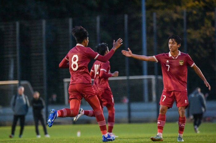 Timnas Indonesia U-17 menelan kekalahan 2-3 ketika melawan FC Köln dalam laga uji coba di Jerman.