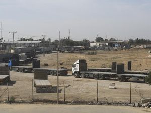 Atas Desakan AS, Israel Izinkan 2 Truk Bahan Bakar Masuk Gaza Tiap Hari