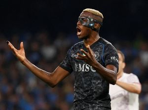 Osimhen Raih Penghargaan Pesepakbola Terbaik Afrika 2023 Osimhen Raih Penghargaan Pesepakbola Terbaik Afrika 2023