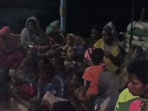 Takut Teror KST, 70 Warga Eronggobak Ngungsi ke Pos TNI di Puncak Papua