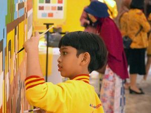 Anak-anak Ikut Festival Menggambar Nasional 2023