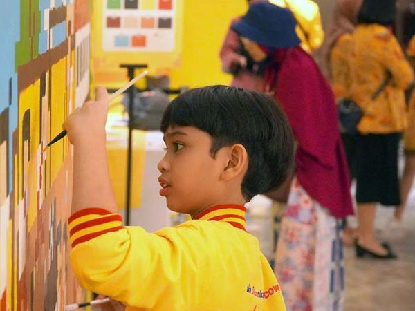 Anak-anak Ikut Festival Menggambar Nasional 2023