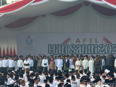 Presiden Jokowi Hadir Dalam Apel Peringatan Hari Santri 2023