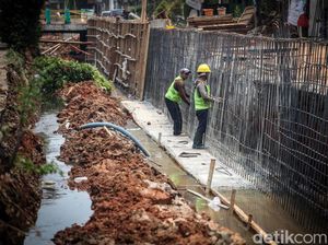 Cegah Banjir, Dinding Turap di Pamulang Tangsel Diperbaiki
