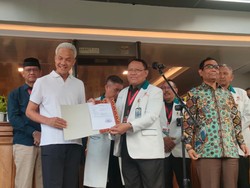 Ganjar-Mahfud Rampung Jalani Tes Kesehatan di RSPAD