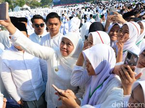 Gubernur Khofifah Dorong Santri Ikut Cegah Perpecahan di Pemilu 2024 Gubernur Khofifah Dorong Santri Ikut Cegah Perpecahan di Pemilu 2024