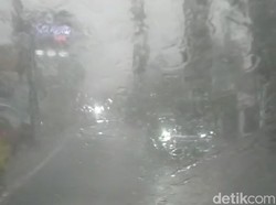 Kebakaran Gunung Lawu di Jalan Tembus Sarangan Padam Diguyur Hujan