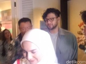 Ed Sheeran Konser di GBK Maret 2024, Ammar Zoni dan Irish Bella Bertemu Ed Sheeran Konser di GBK Maret 2024, Ammar Zoni dan Irish Bella Bertemu