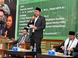 Waket MPR Dorong Santri Diajari Politik di Pesantren