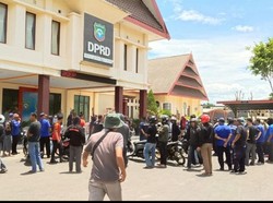 Honorer Damkar Pangkep Kembali Tagih Pembayaran Gaji, Sudah 8 Bulan Menunggak