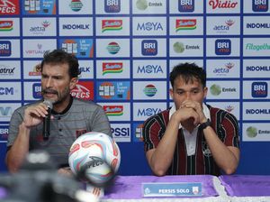 Pelatih Persis Sedih Tim Main Jelek Lawan Persita-Datang Diangkut Barracuda Pelatih Persis Sedih Tim Main Jelek Lawan Persita-Datang Diangkut Barracuda