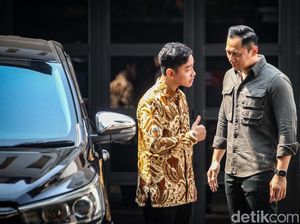 Gibran Bertemu AHY Setelah Dideklarasikan Golkar Jadi Cawapres, Ini yang Dibahas