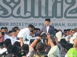 Tebak-tebakan Jokowi di Hari Santri: Jauh di Mata Dekat di Hati