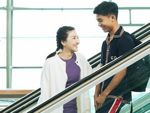 Foto Kebersamaan Sarwendah dan Betrand Peto, Kedekatannya Jadi Sorotan