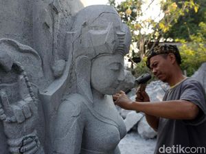 Potret Seniman Patung Batu Mojokerto Eksis Hingga Kini