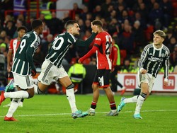 Menang 2-1, MU Curi 3 Poin dari Kandang Sheffield